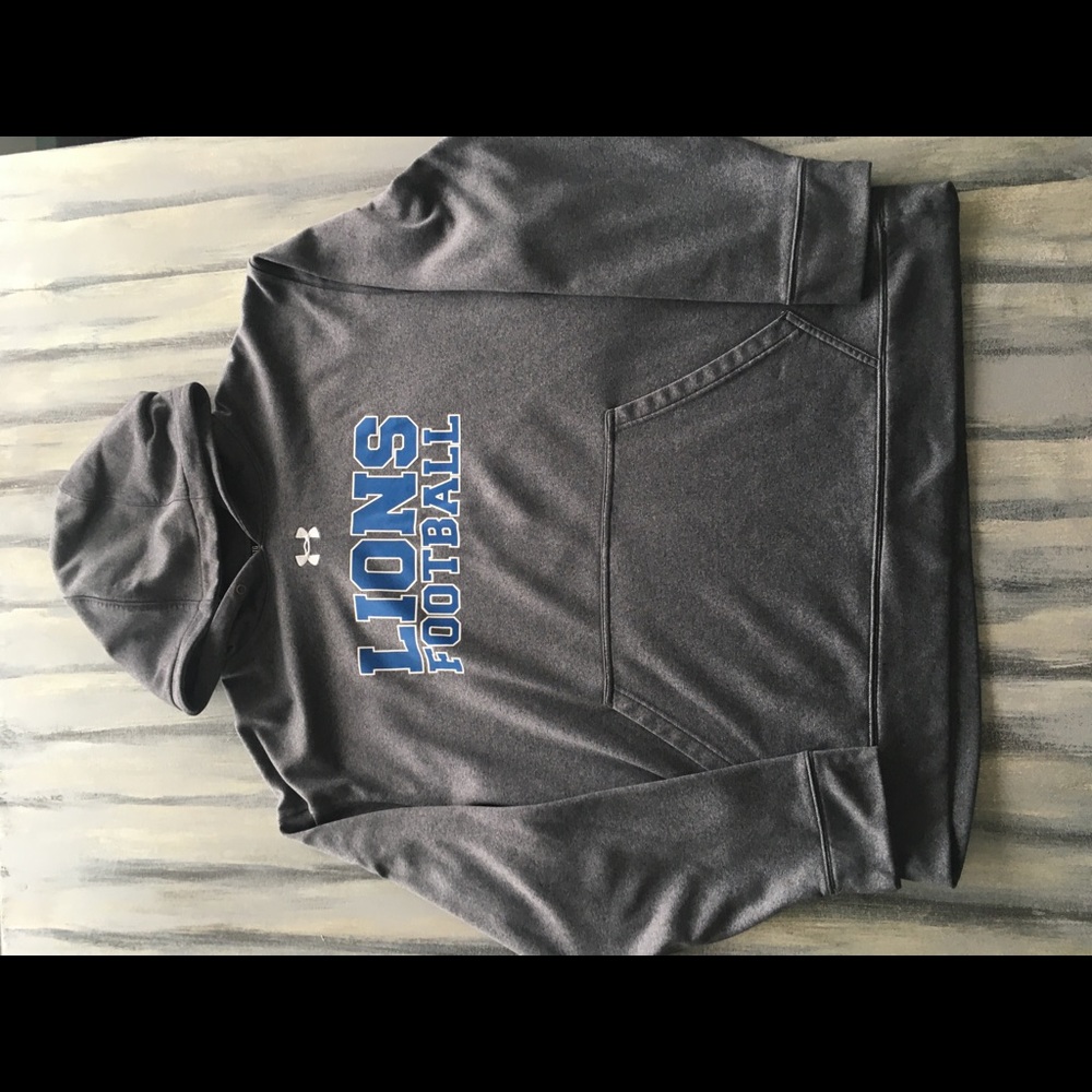 Big comfy lions under armor sweatshirt